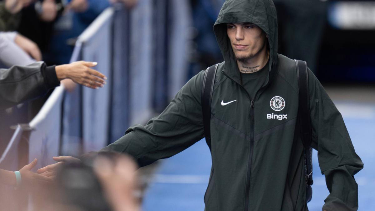 Alejandro Garnacho, Manchester United'tan Ayrılışı Hakkında Konuştu: 'Hatalar Yaptım'