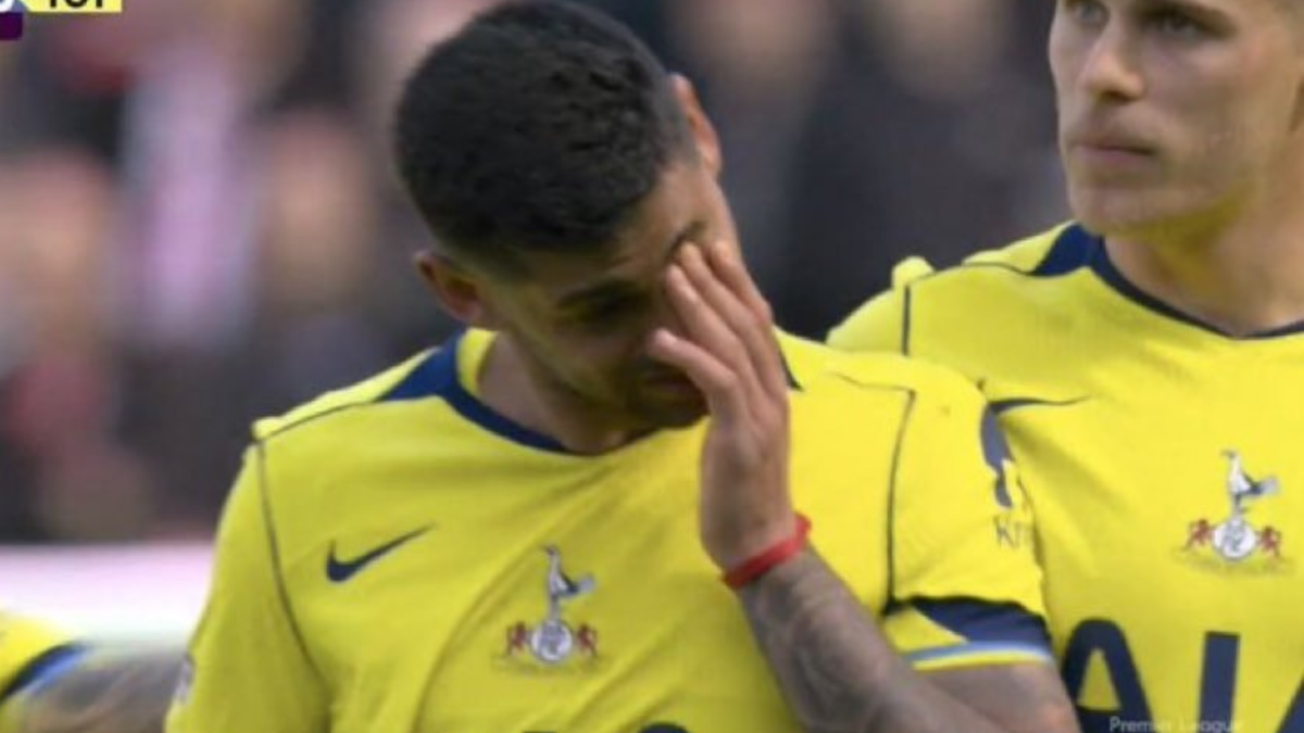 Cristian Romero Sakatlık Korkusu: Tottenham Stoperi, Diz Darbesi Nedeniyle Arjantin Milli Takımı'nda Risk Altında