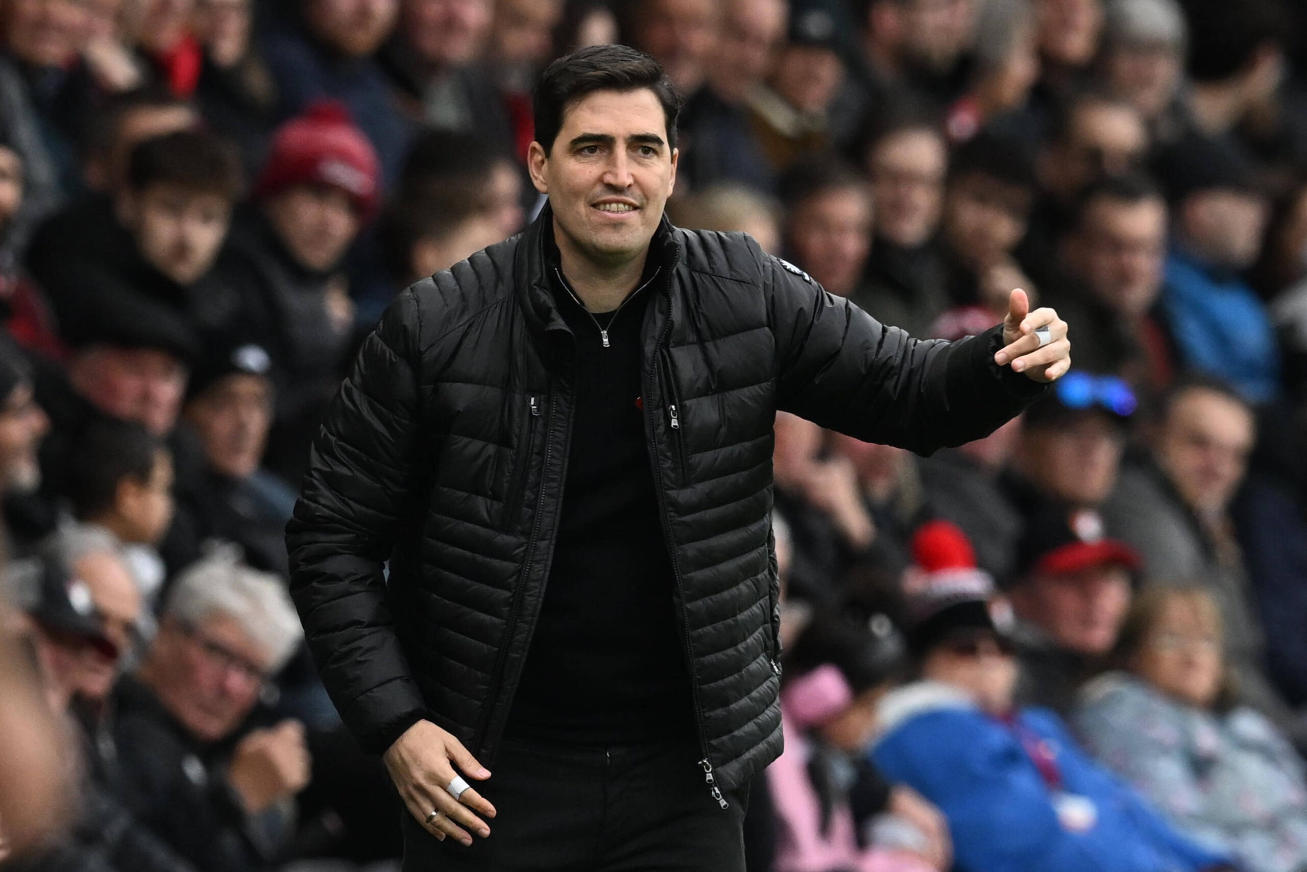 Özel: Chelsea, Andoni Iraola ile Görüşmeleri Sıklaştırdı, Yeni Teknik Direktör Adayı Ortaya Çıktı