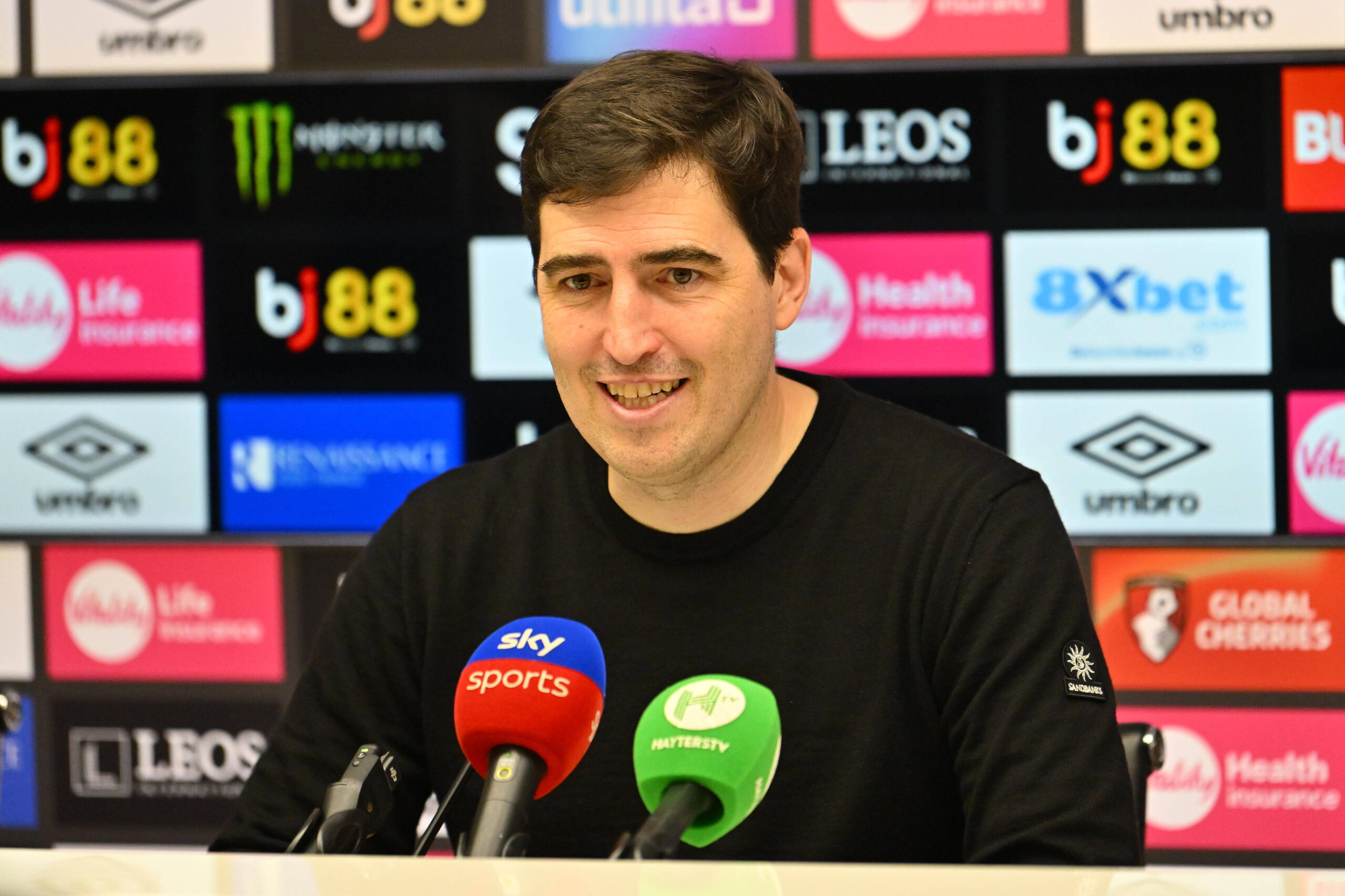 Chelsea Teknik Direktör Arayışı Kızışıyor: Andoni Iraola Sürpriz Favori Olarak Öne Çıkıyor