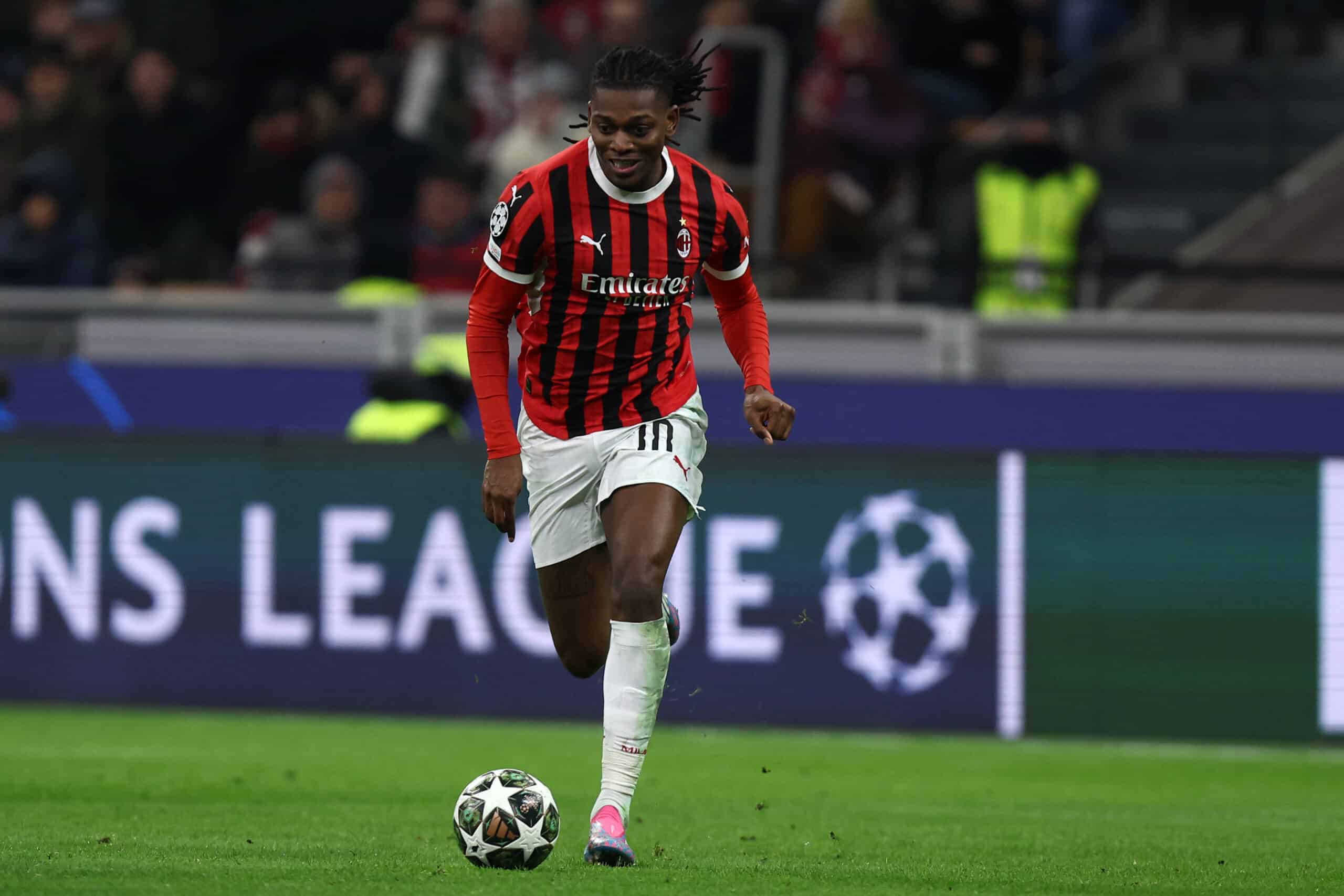 Manchester United, 51,9 Milyon Sterlinlik Serie A Yıldızı Rafael Leao İçin Yarışa Katıldı