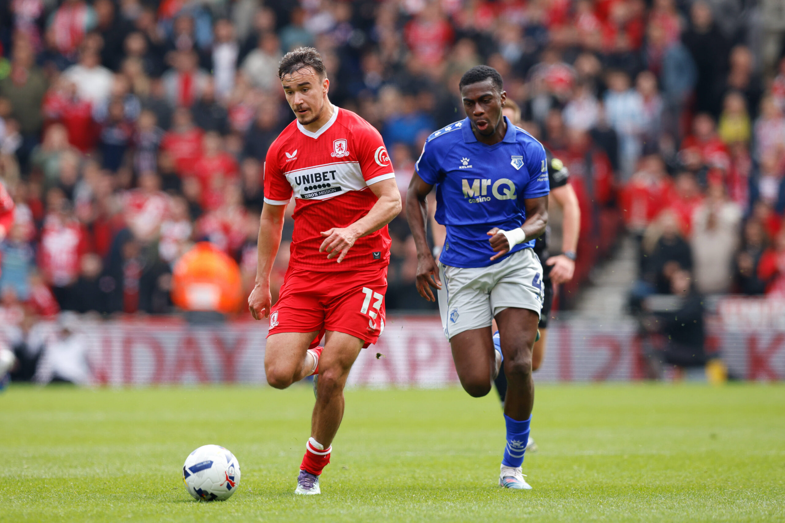 Nottingham Forest ve Everton, Middlesbrough'un David Strelec'i İçin Transfer Savaşında