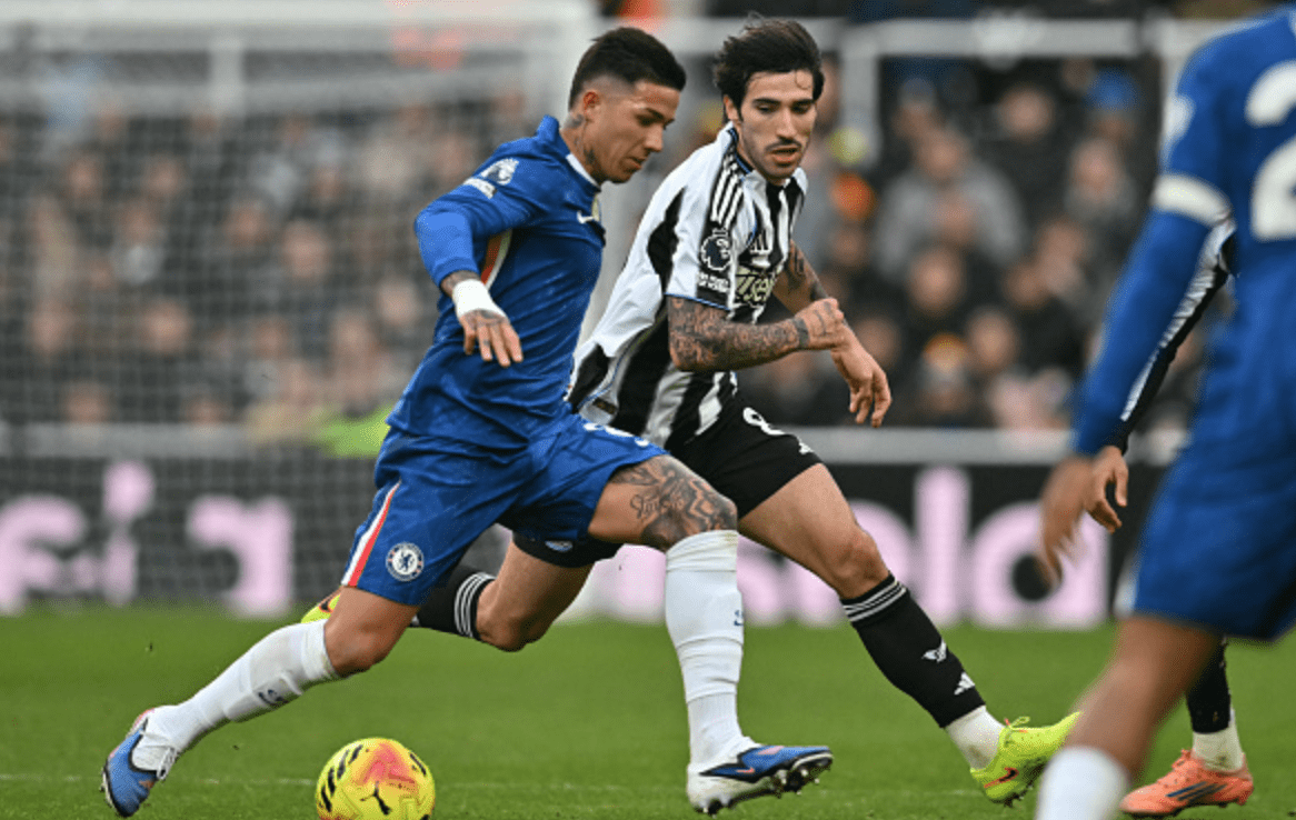 Newcastle, Sandro Tonali'nin Serie A'ya Dönüşünü Engelliyor