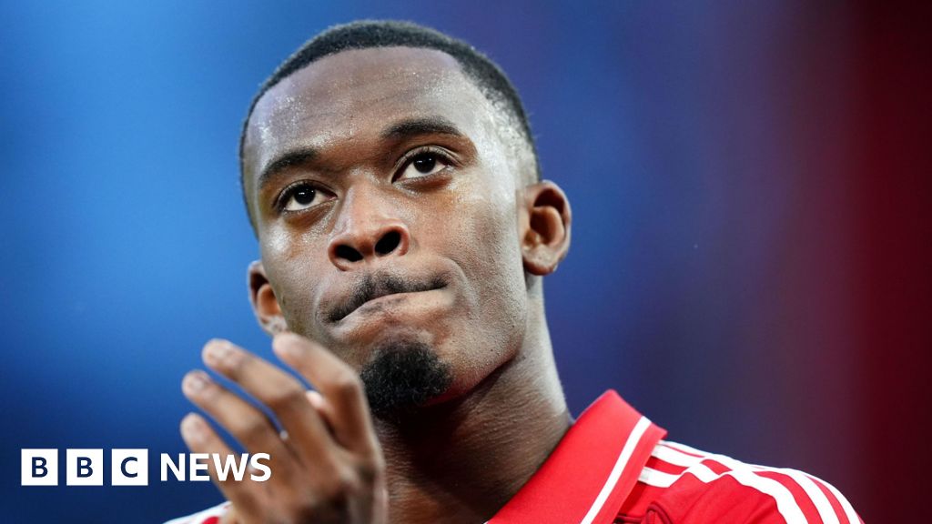 Nottingham Forest Yıldızı, 200.000 Sterlinlik McLaren Süper Arabasının Vergisini Ödemediği İçin Para Cezasına Çarptırıldı