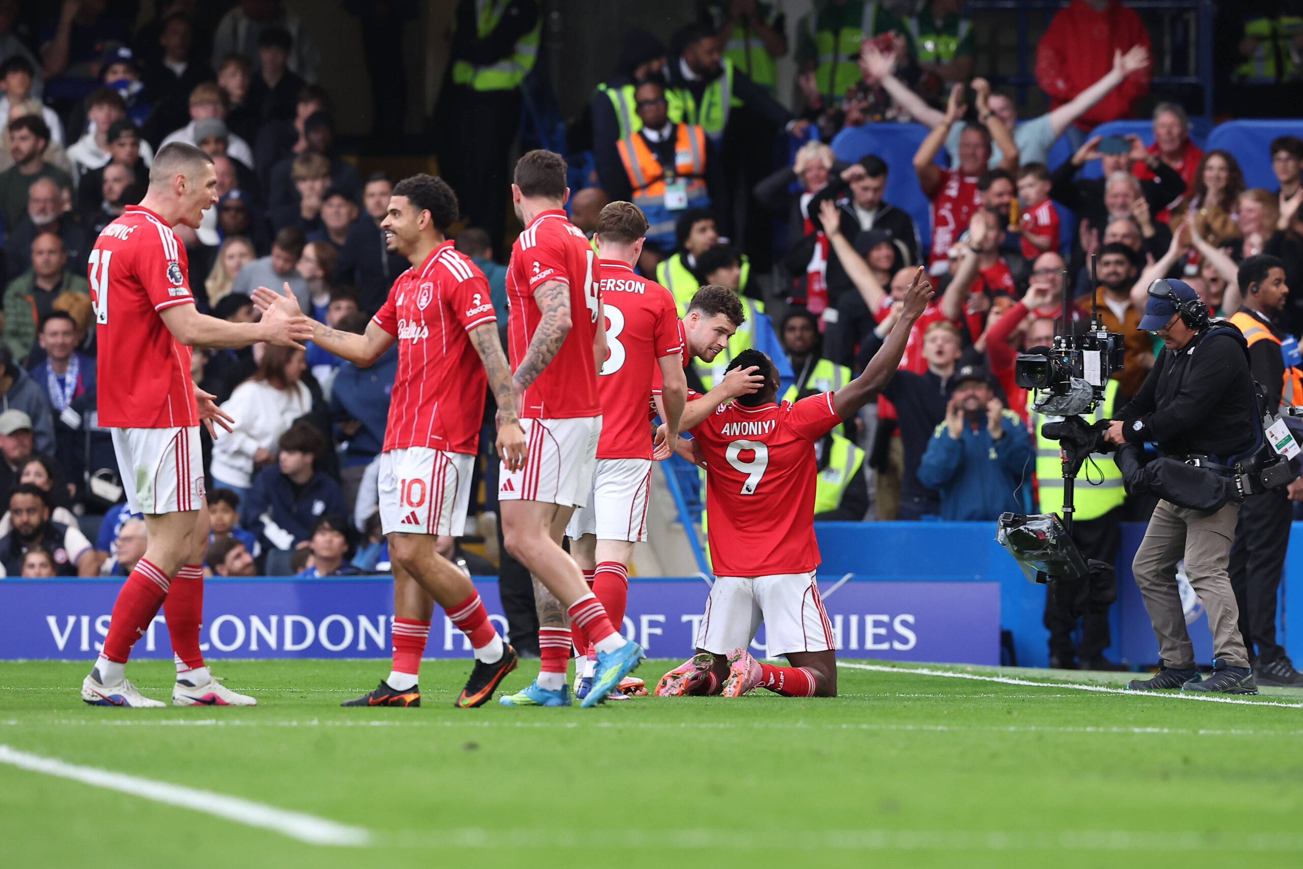 Oyuncu Değerlendirmeleri: Taiwo Awoniyi, Nottingham Forest'ın Chelsea'yi Deplasmanda Sarsmasında Yıldızlaştı