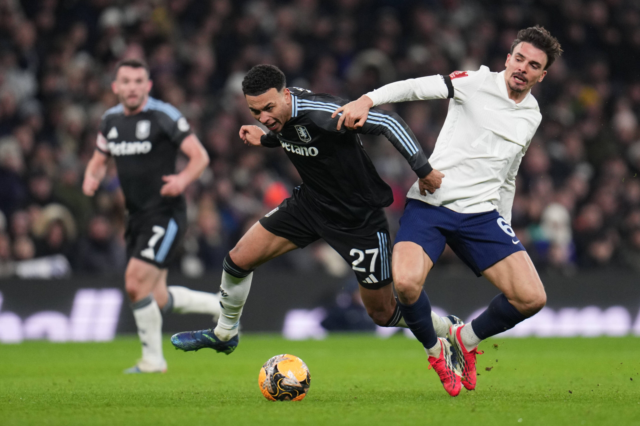 Tottenham Yıldızı Joao Palhinha, Çarpıcı Dirilişin Ardından Dünya Kupası Bileti İçin Beklenmedik Bir Hamle Yapıyor