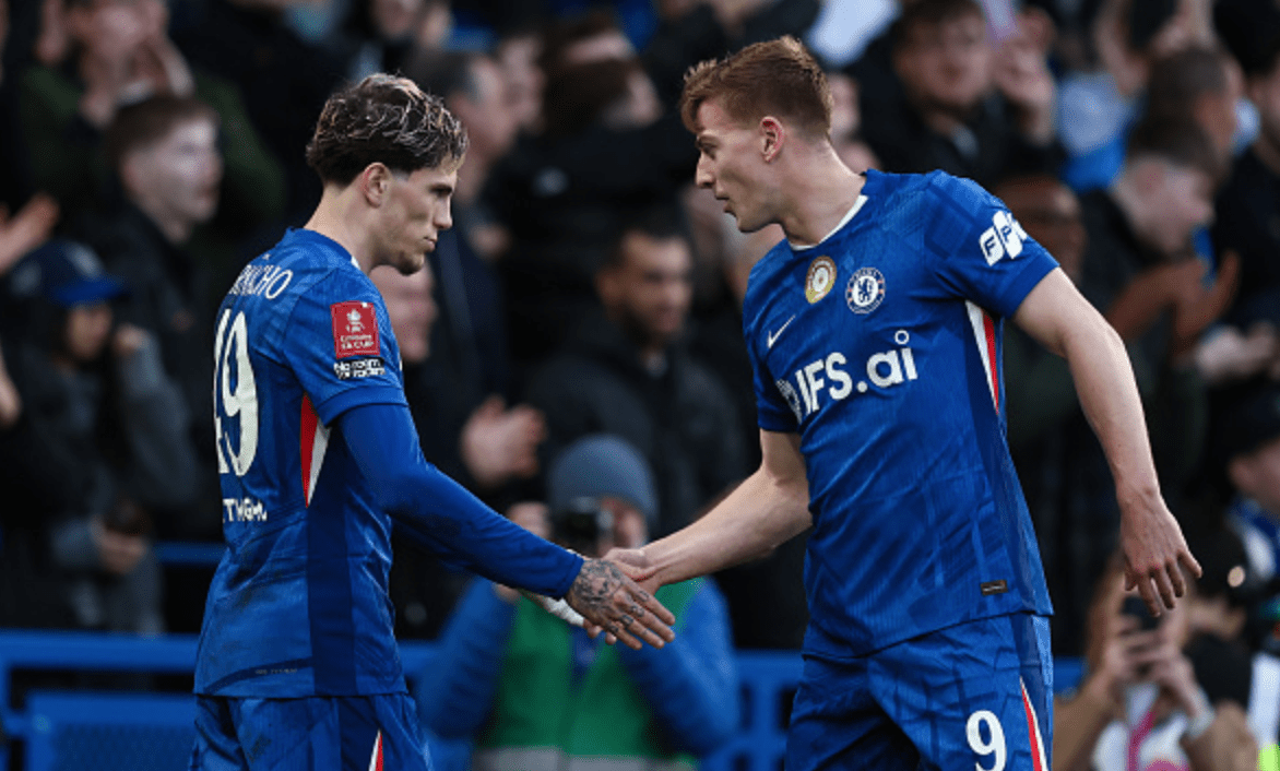 Chelsea'de Yaz Temizliği: Hangi Yıldızlar Ayrılma Riskinde?