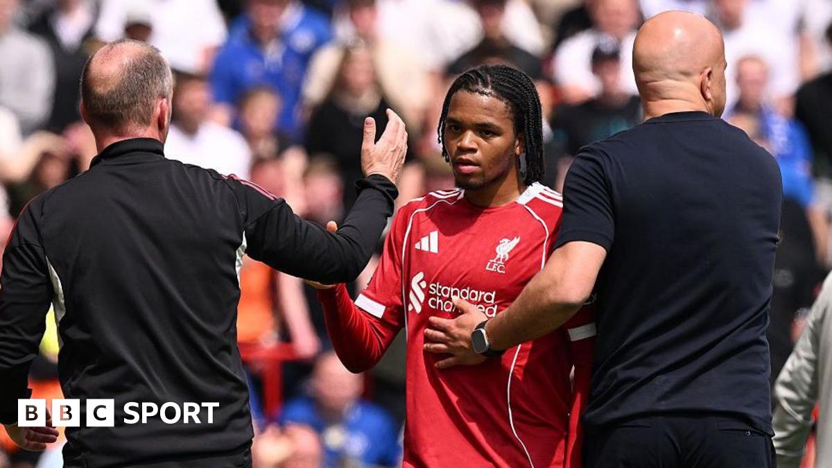 Liverpool'un Kimlik Krizi Derinleşiyor: Anfield'da Daha Fazla Islık Sonrası Arne Slot Hemen Harekete Geçmeli