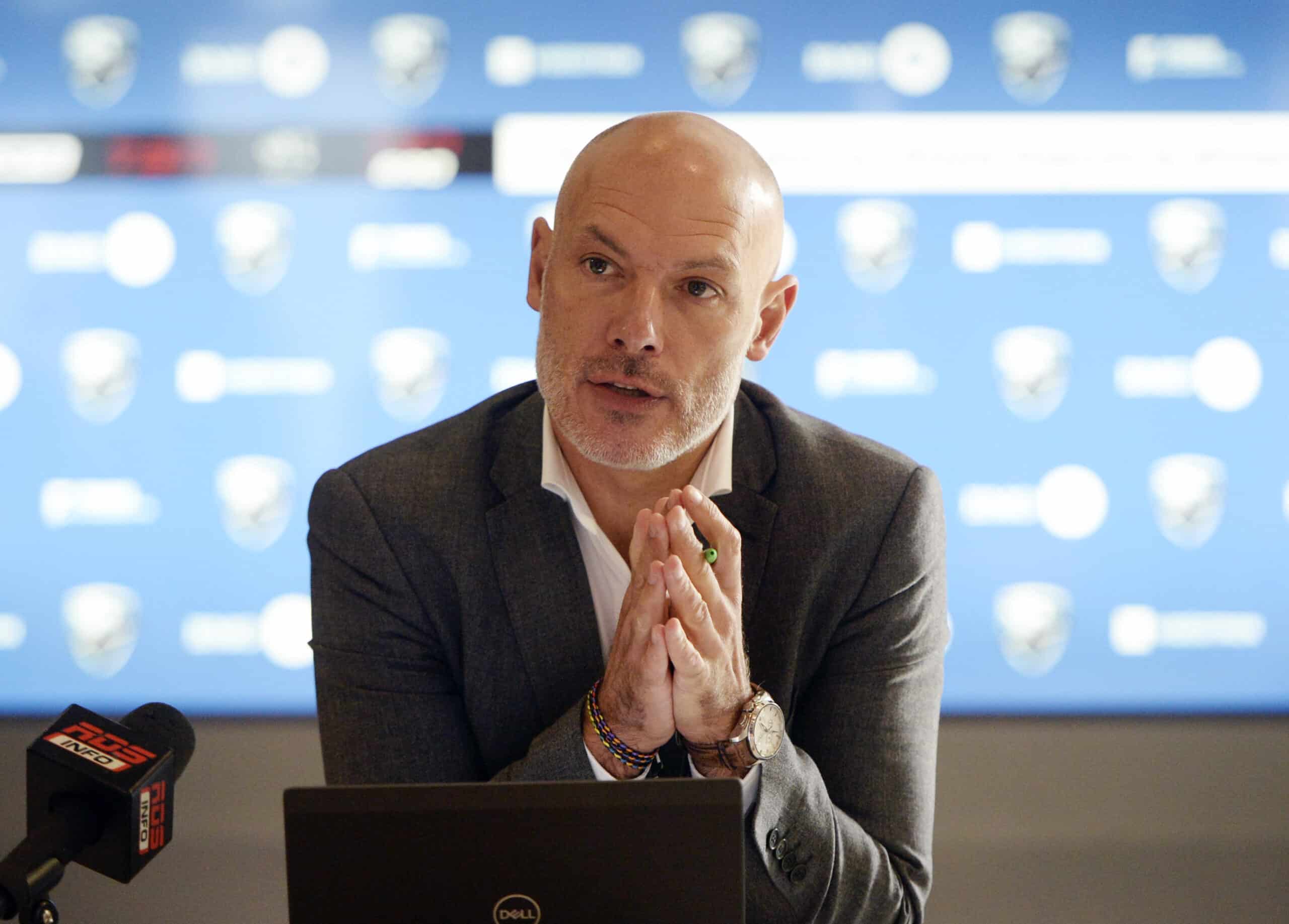 Howard Webb, Liverpool-Man United Maçındaki Tartışmalı Sesko El Kararını Açıkladı