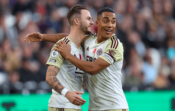 Aston Villa, Youri Tielemans'ı Takımda Tutmaya Kararlı: Emery'nin Orta Saha Planları Ortaya Çıktı