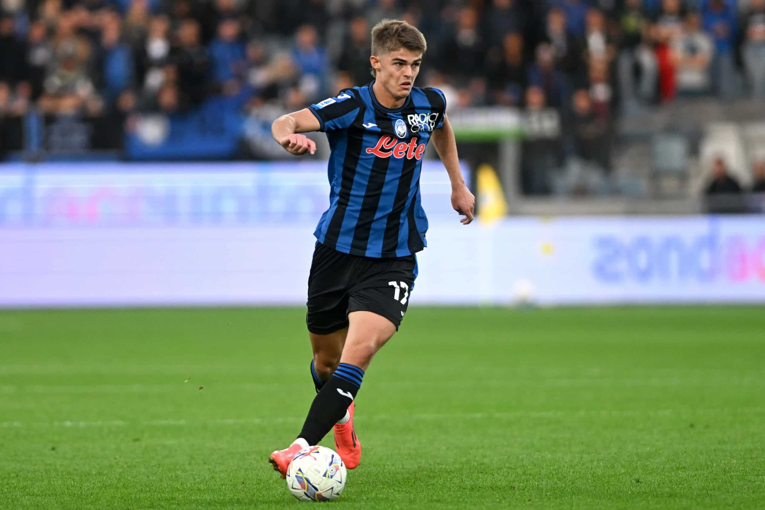 Bayern Münih, Anthony Gordon Hayal Kırıklığının Ardından Atalanta Yıldızı Charles De Ketelaere'ye Yöneldi