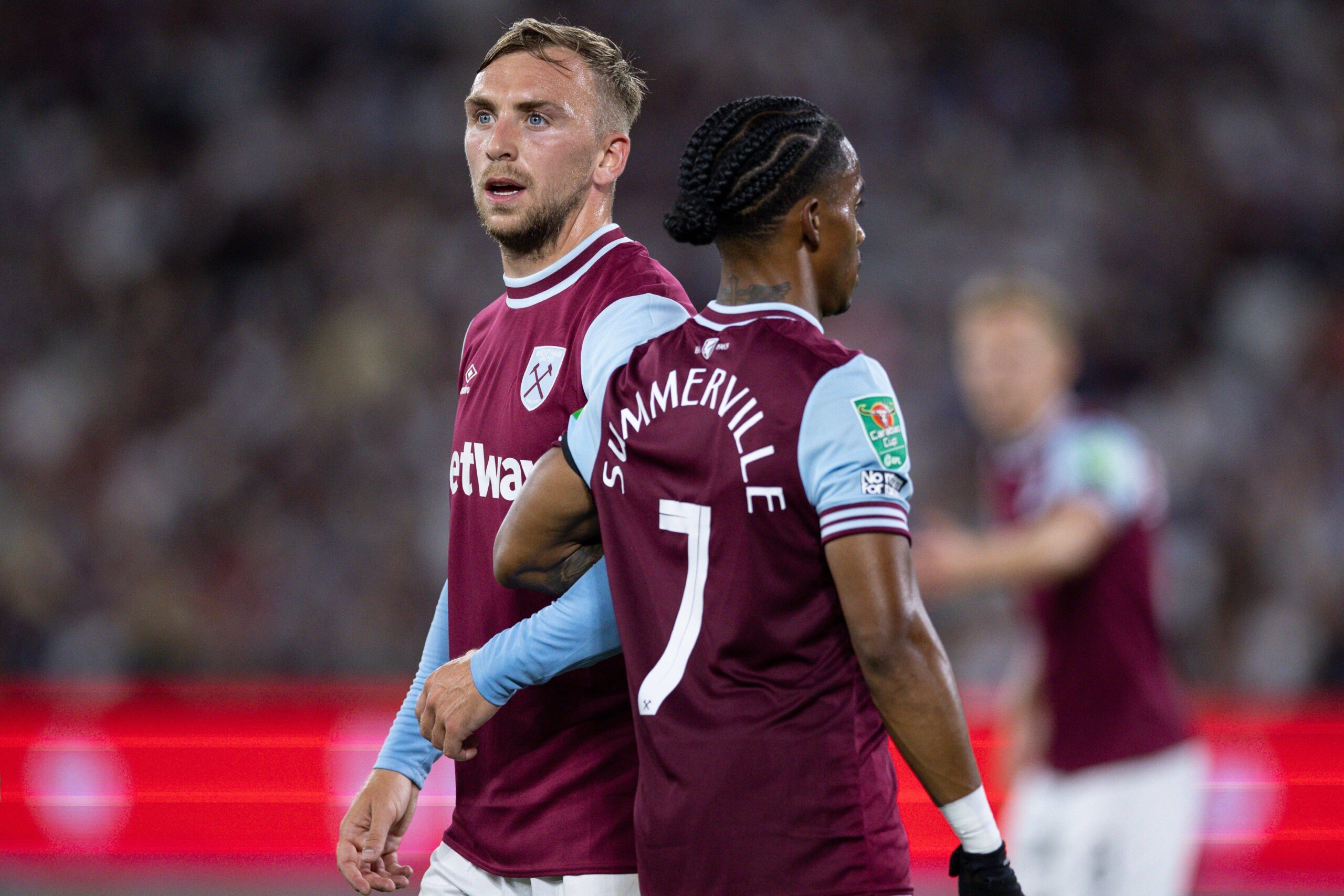 West Ham Krizi: Yıldız Oyuncuların Geleceği Belirsiz, Küme Düşme Korkusu Artıyor