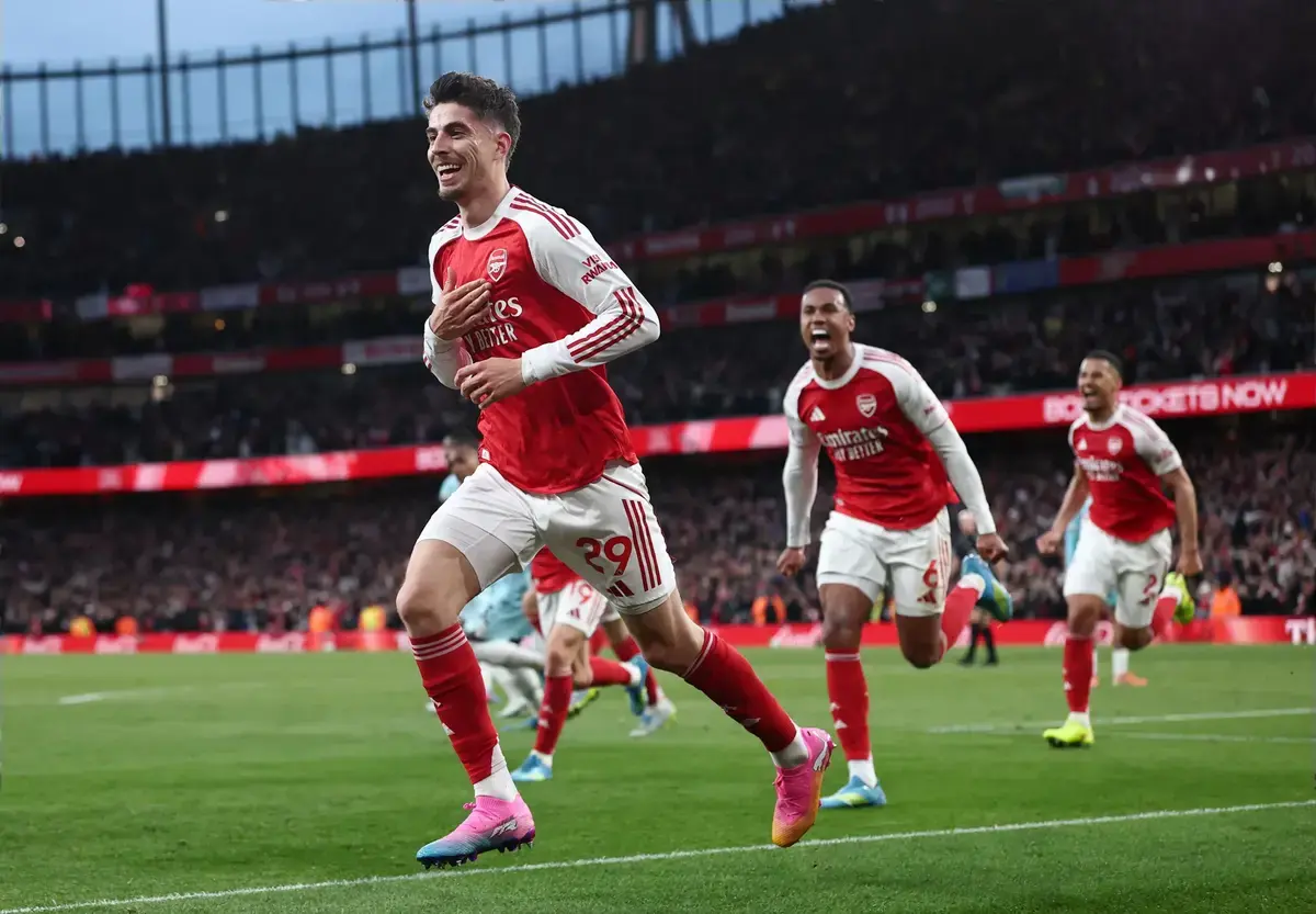 Arsenal 2026 vs Yenilmezler: Hangisi Üstün ve Karma İlk 11