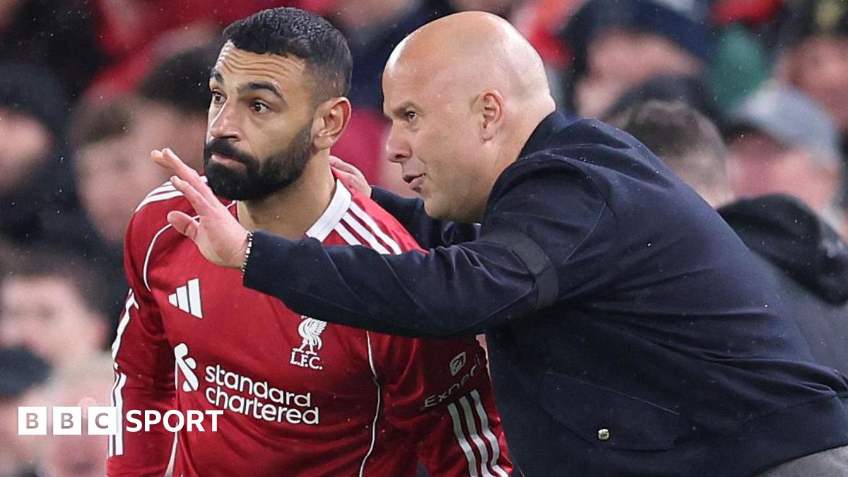 Arne Slot, Mohamed Salah'ın Potansiyel Son Liverpool Maçındaki Rolünü Doğrulamayı Reddetti