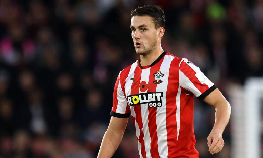 West Ham, Taylor Harwood-Bellis için 20 Milyon Sterlin'lik Yarışı Önde Götürüyor