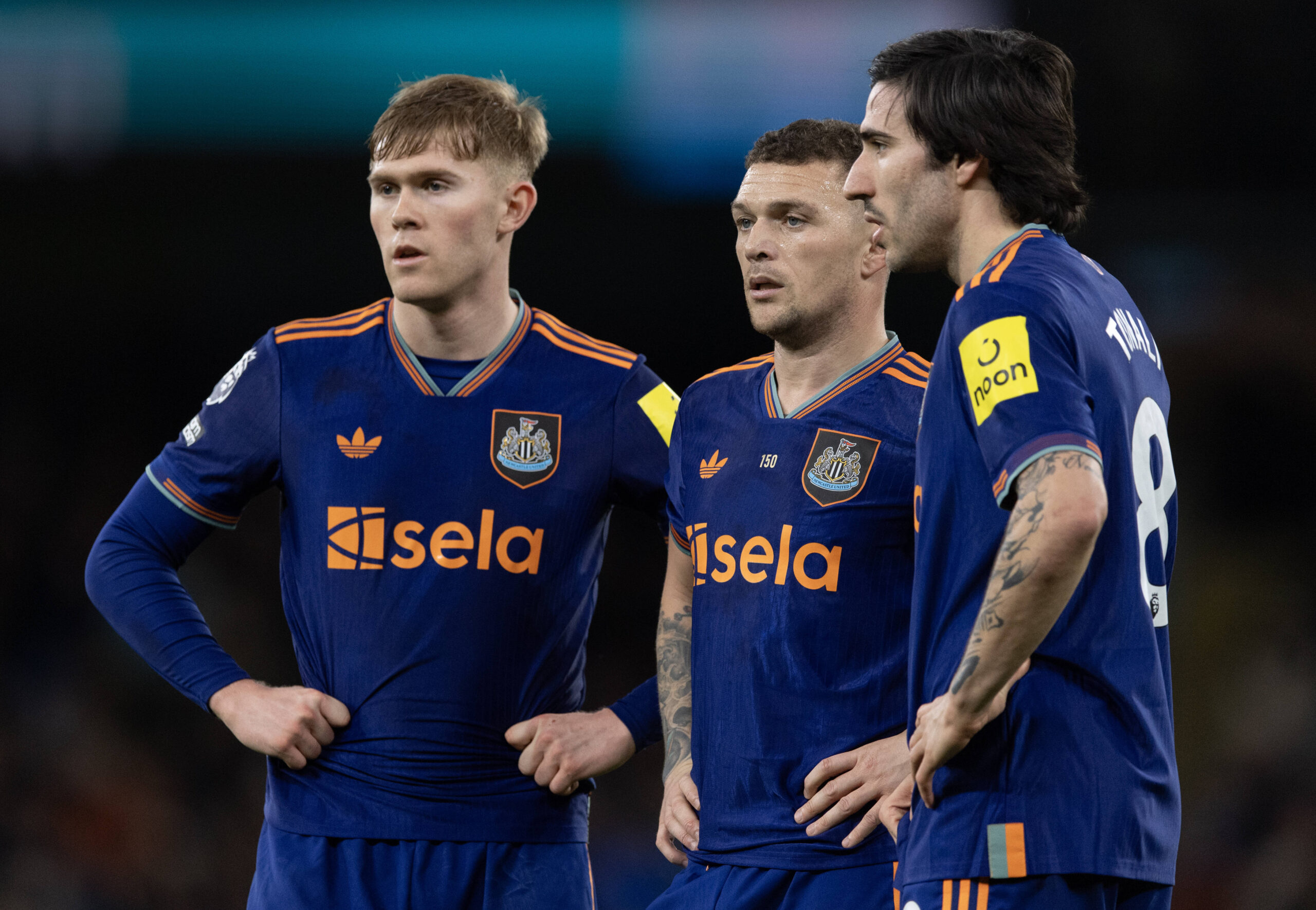 Man United, Lewis Hall için 55 milyon sterlinlik devreye girdi