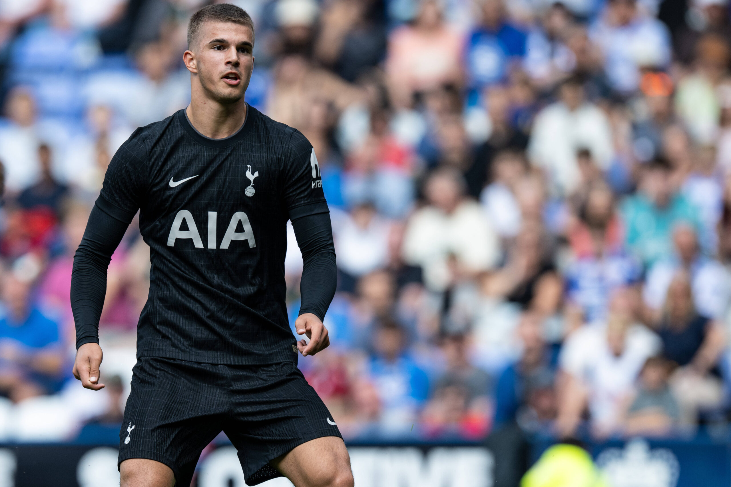 Avrupa Devleri Tottenham'ın Yıldız Stoperi Vušković'in Peşinde