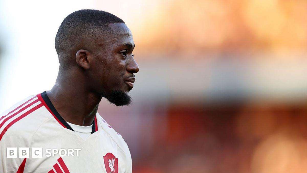 Ibrahima Konate, Liverpool'dan bedelsiz ayrılıyor