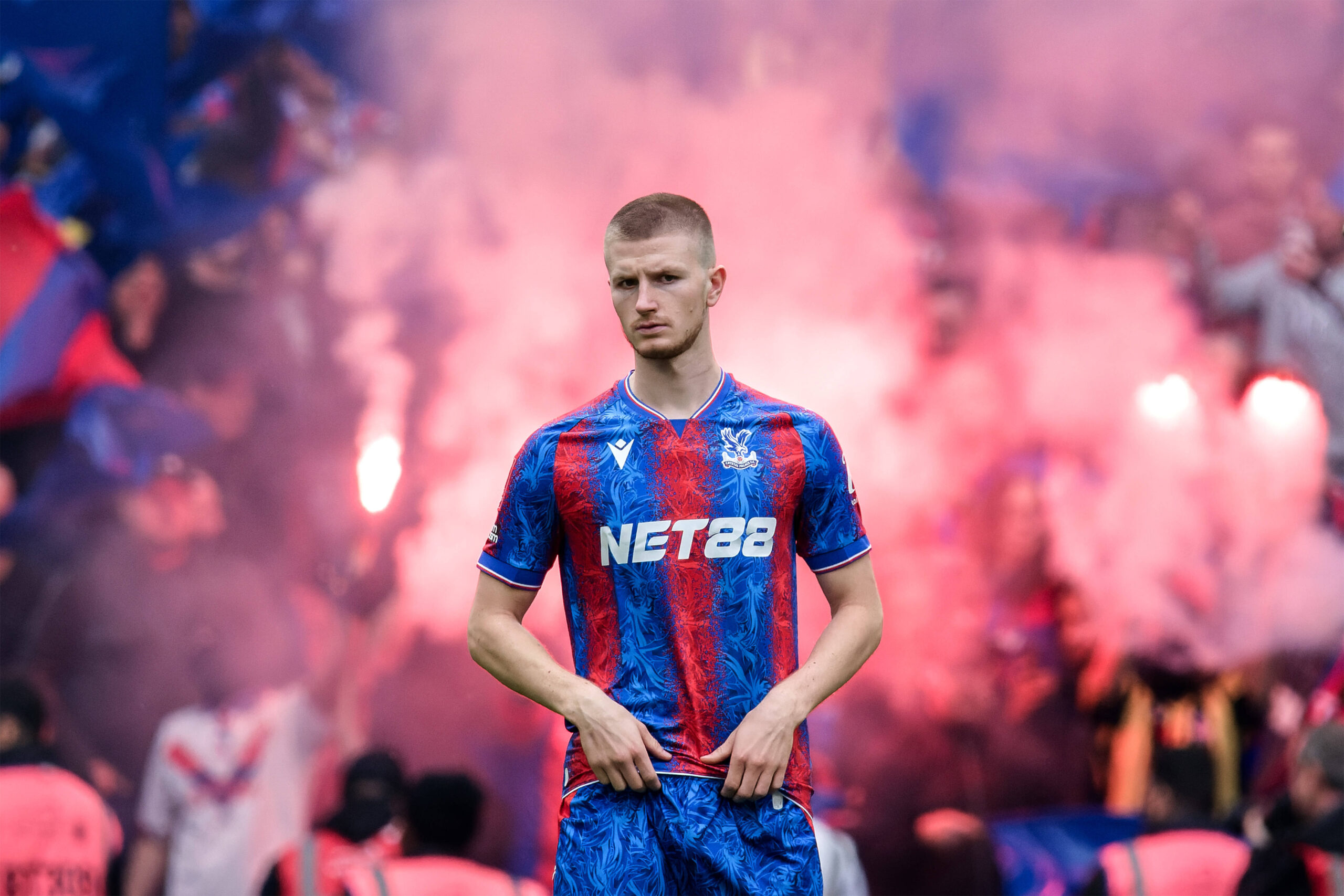 Crystal Palace, Konferans Ligi zaferinin ardından orta saha ikilisini tutmaya kararlı
