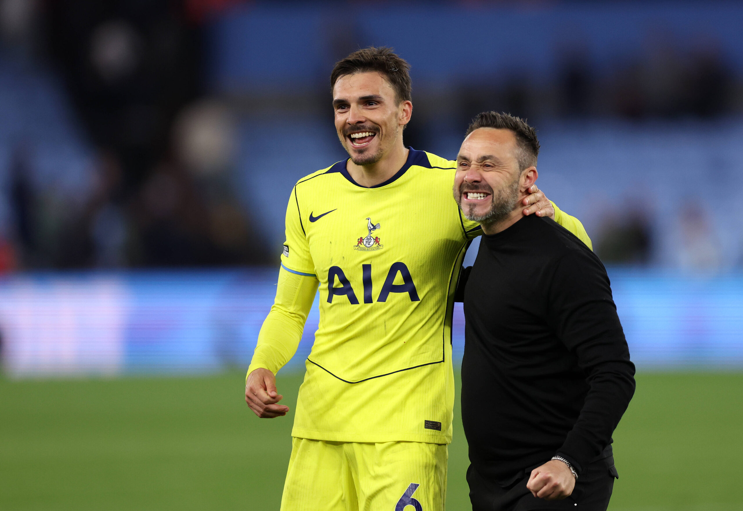 Tottenham ve Newcastle, Roma'nın Yıldızı Niccolò Pisilli için Yarışıyor