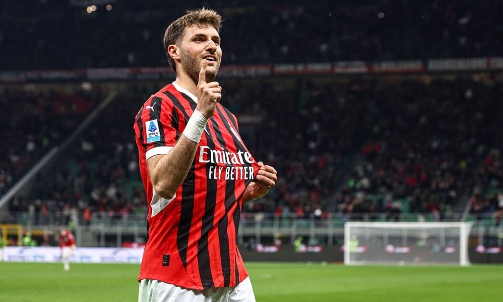 Tottenham'dan Santiago Gimenez sürprizi