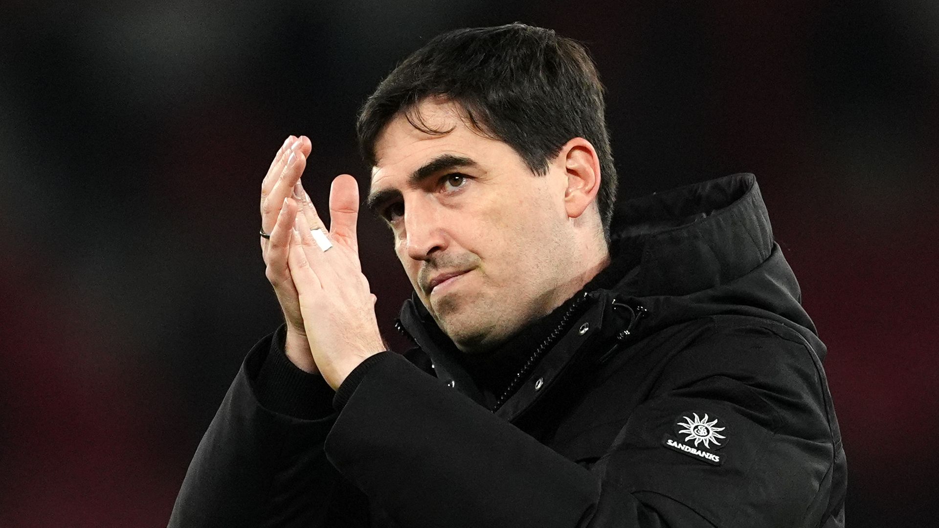 Liverpool, Slot'un halefi için Iraola ile görüşmelere başladı