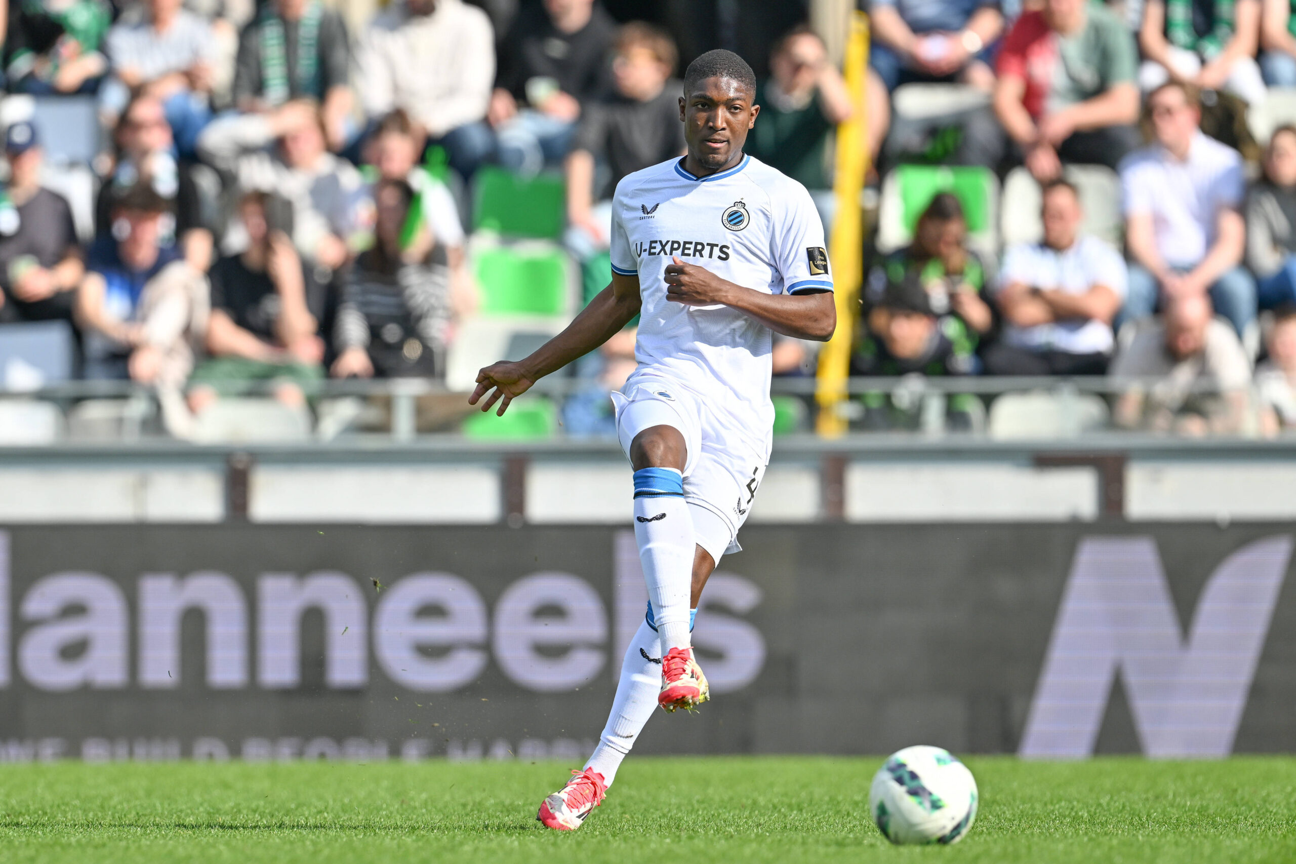Liverpool'un 40 Milyon Sterlinlik Hedefi: Joel Ordonez
