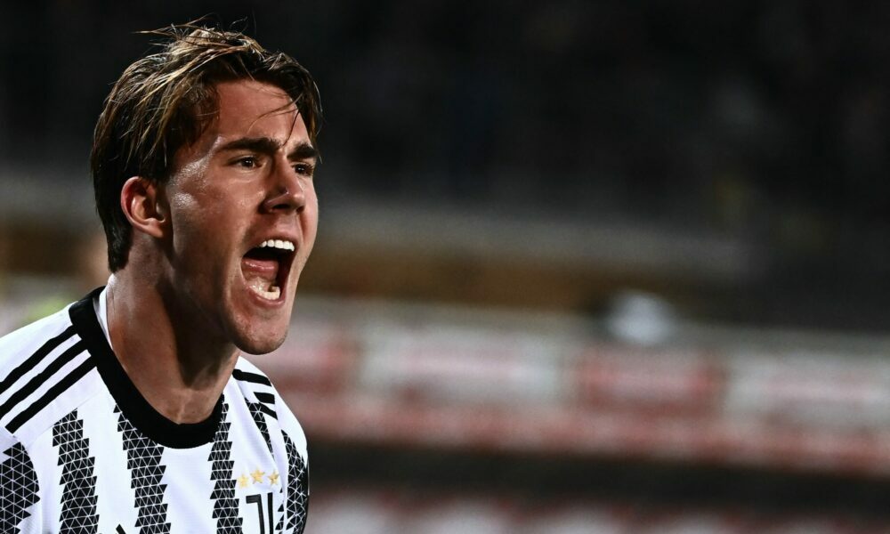 Chelsea, Vlahovic için Juventus ile temasa geçti