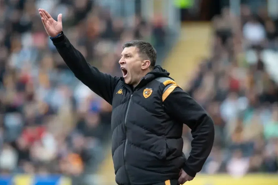 Hull City, 9 Yıl Sonra Premier Lig'e Dönen Eski Forvetini Geri İstiyor