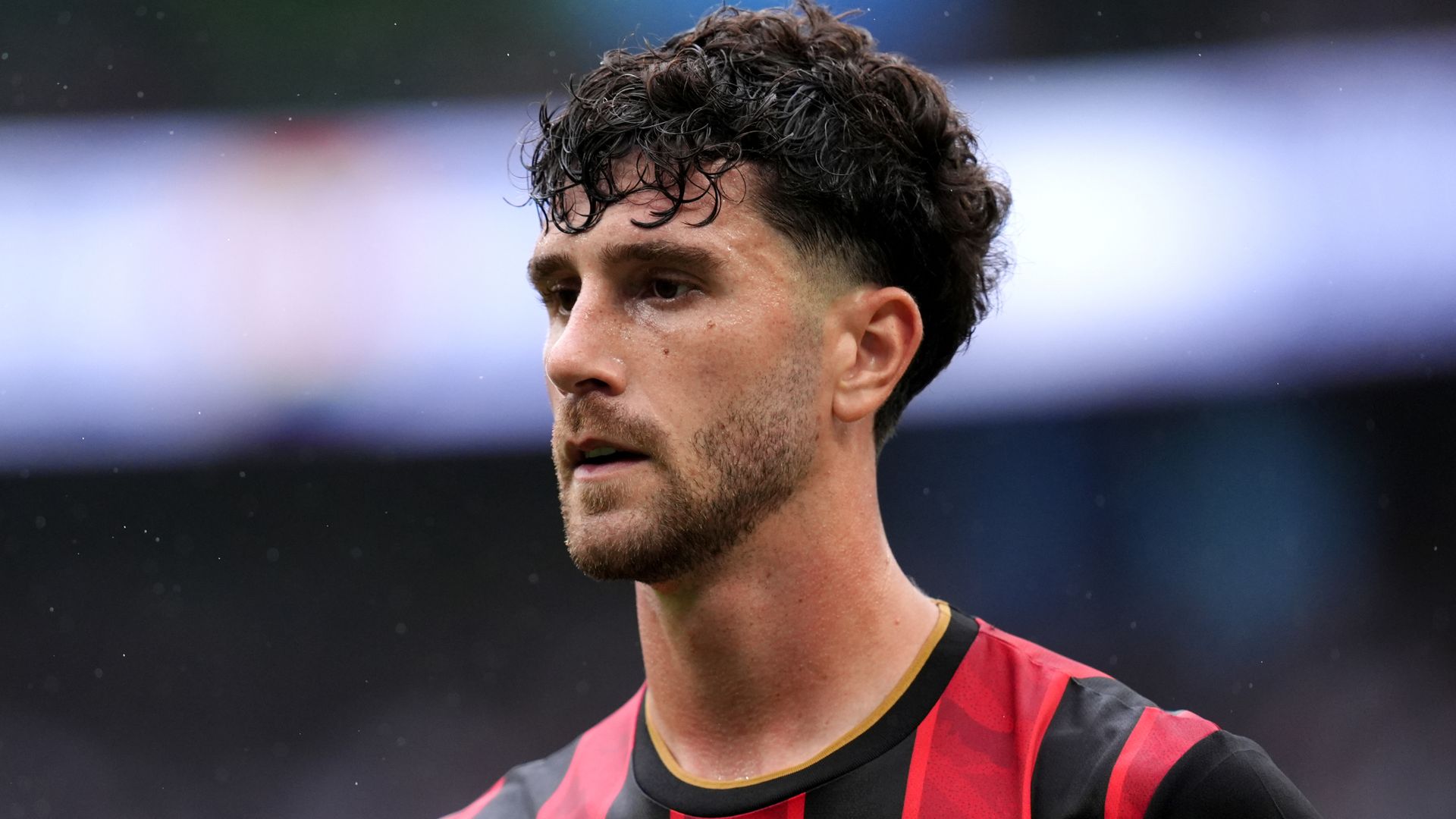 Tottenham, Marcos Senesi'yi Bedelsiz Transfer Etti