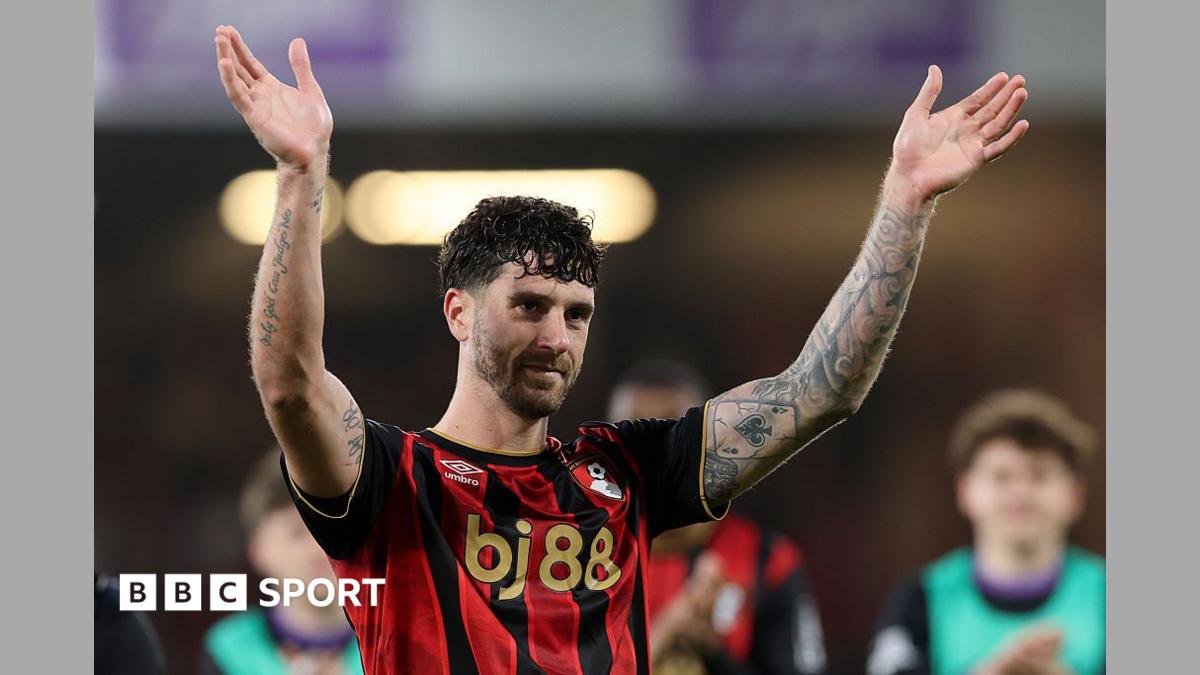 Tottenham, Marcos Senesi'yi bedelsiz transferle kadrosuna kattı