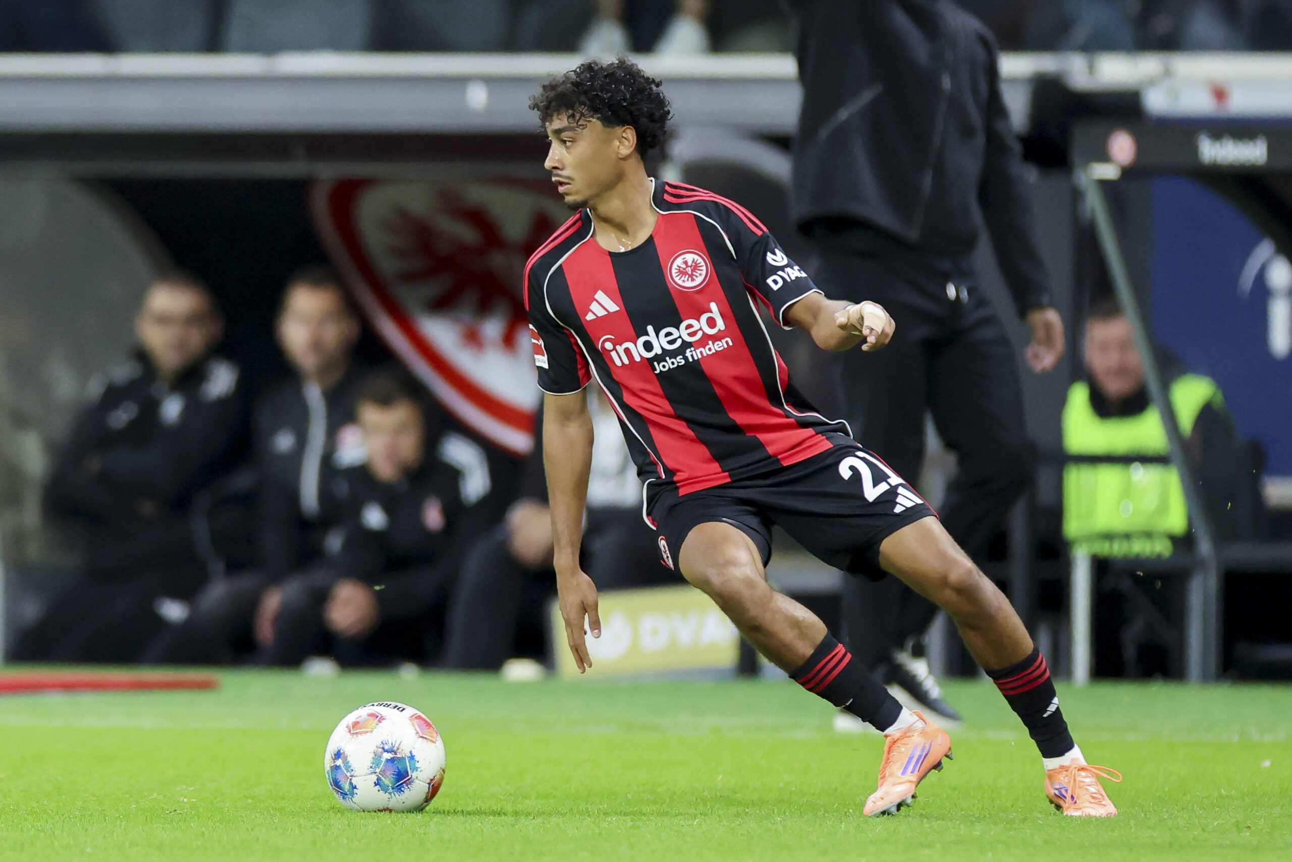 Manchester United, Nathaniel Brown'dan vazgeçti
