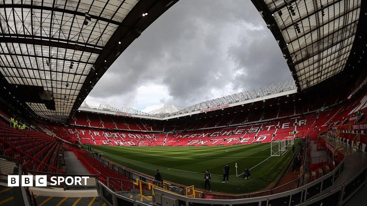 Manchester United 550 milyon dolarlık yeni finansman anlaşması imzaladı