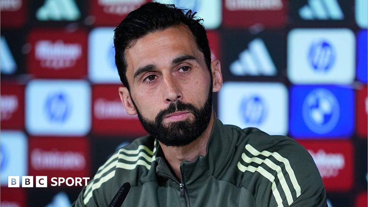 Fulham, Arbeloa ile Görüşüyor: Silva'nın Yerine Geçecek