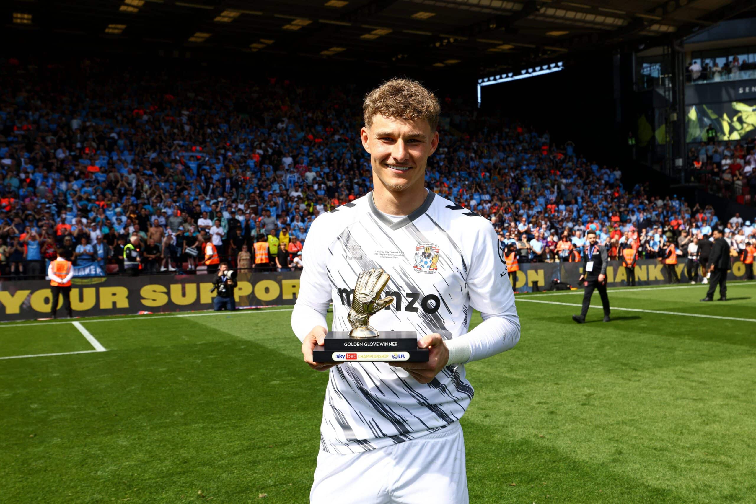 Brighton, Carl Rushworth için 20 Milyon Sterlinlik Coventry Teklifini Reddetti
