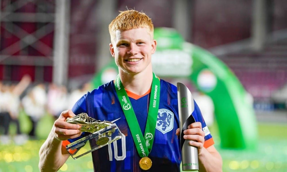 Liverpool, Chelsea ve Tottenham, AZ'li Kees Smit İçin Görüşmelerde