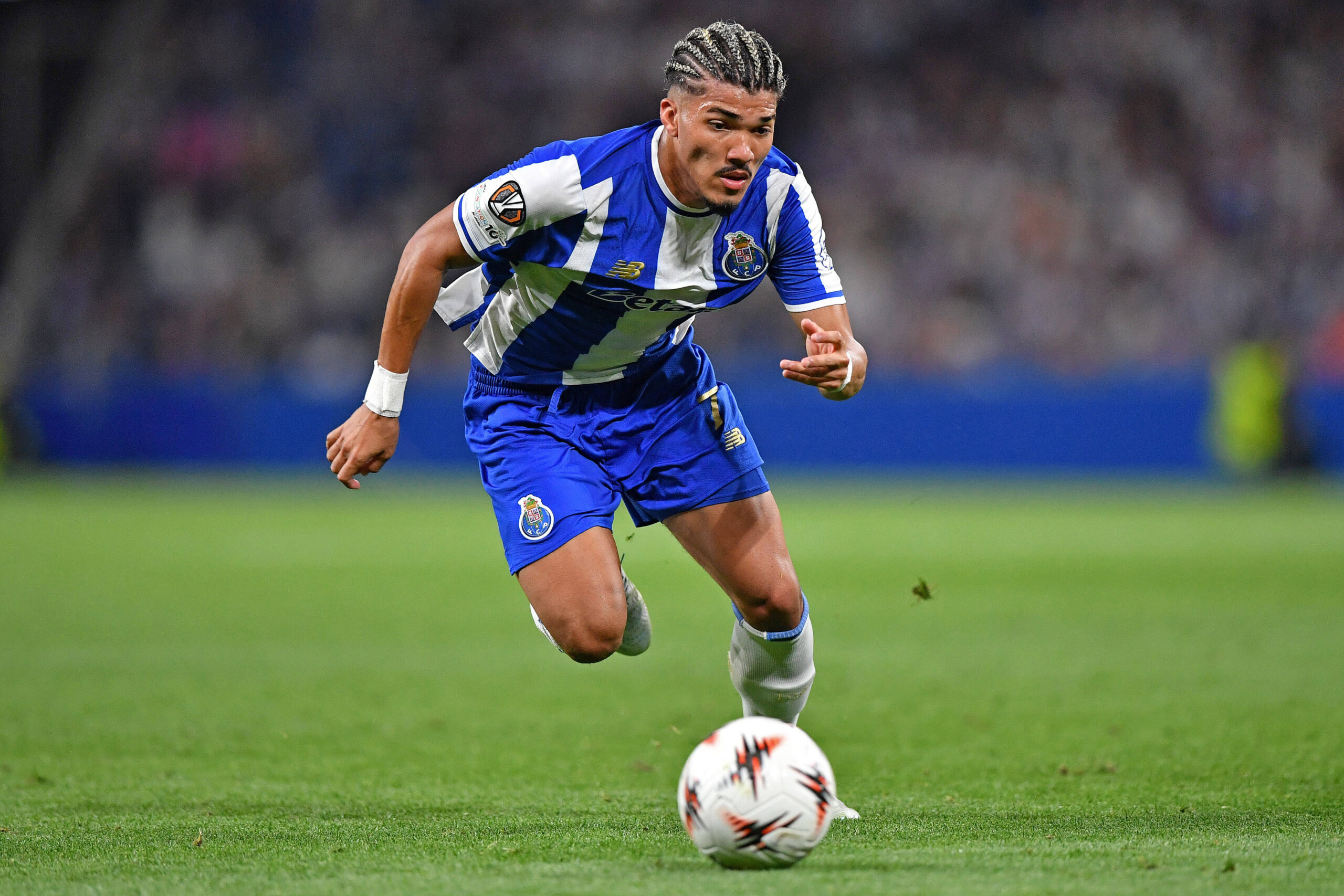 Man United, Porto'nun Yıldızı William Gomes İçin Yarışta