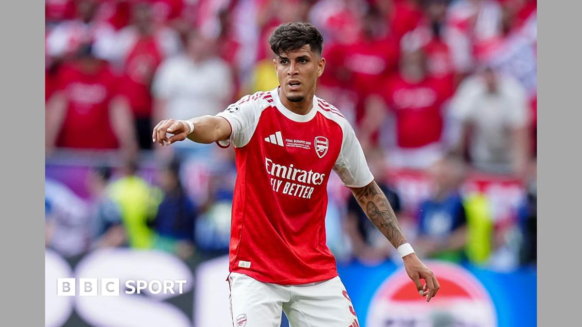 Arsenal, Hincapie'nin sözleşmesini kalıcı hale getirdi