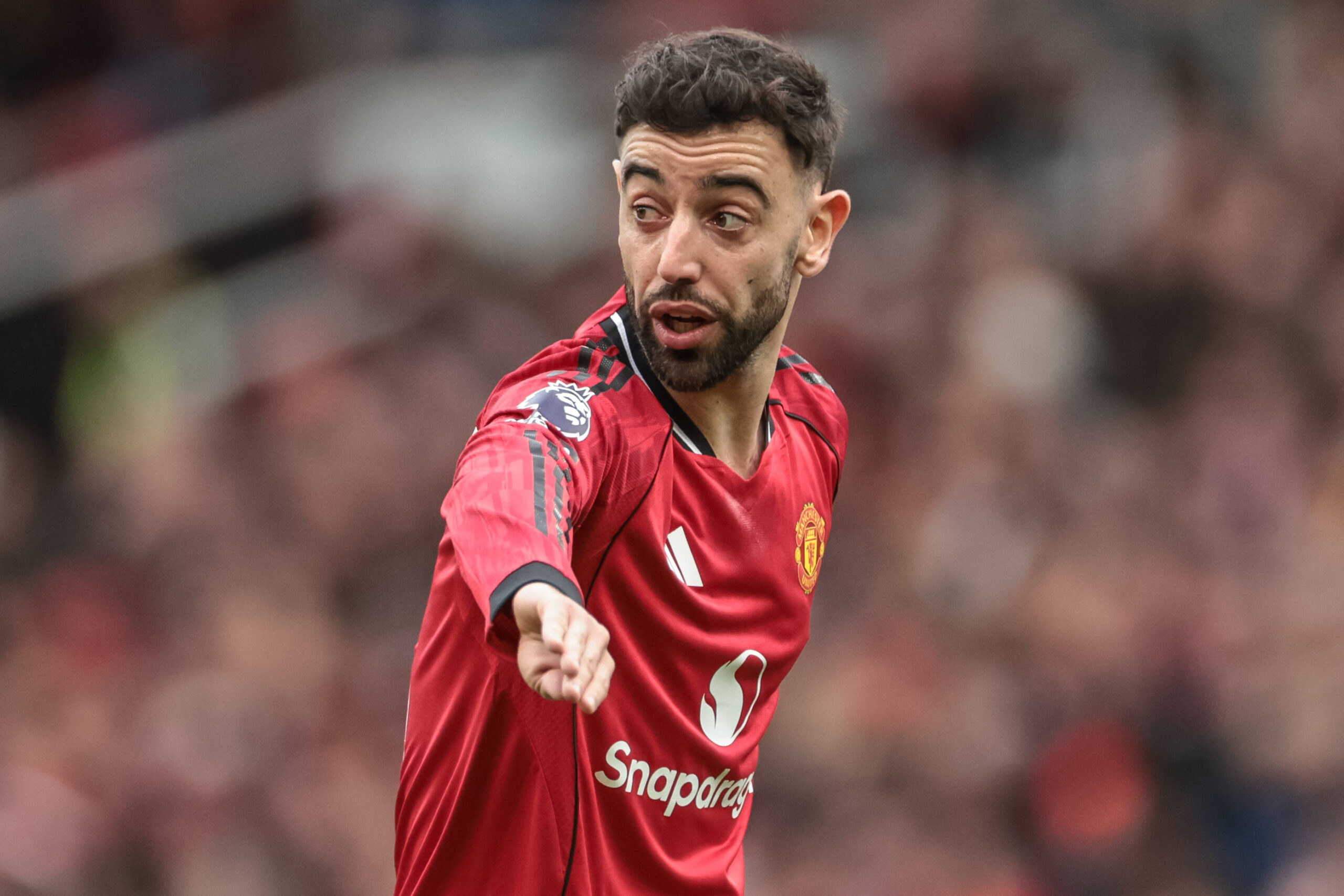 Bruno Fernandes Manchester United'da Kalıyor