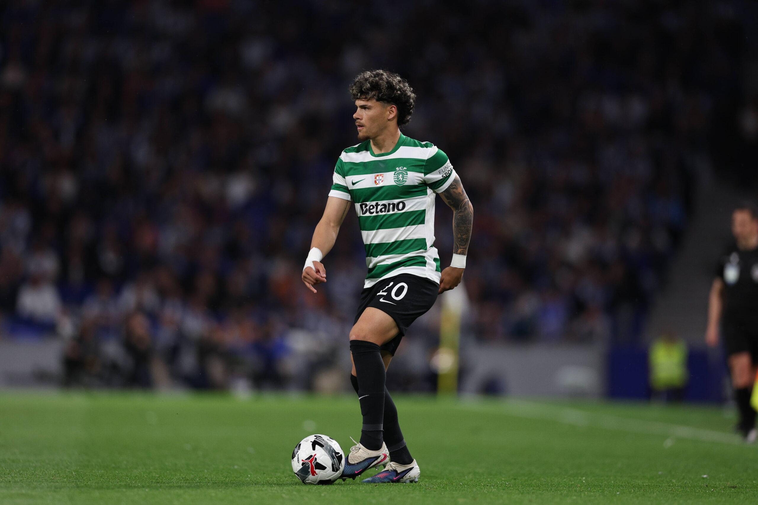 Manchester United, Maxi Araújo için harekete geçti: Sporting 35 milyon sterlin istiyor