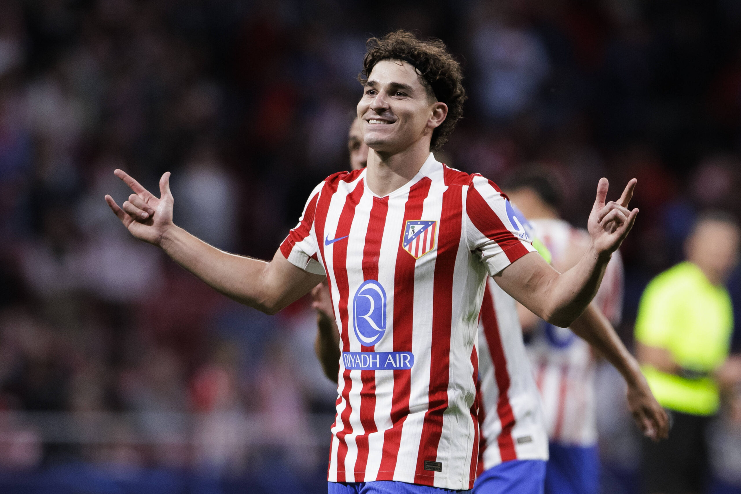 Barcelona, Julian Alvarez için yeni hamleye hazırlanıyor