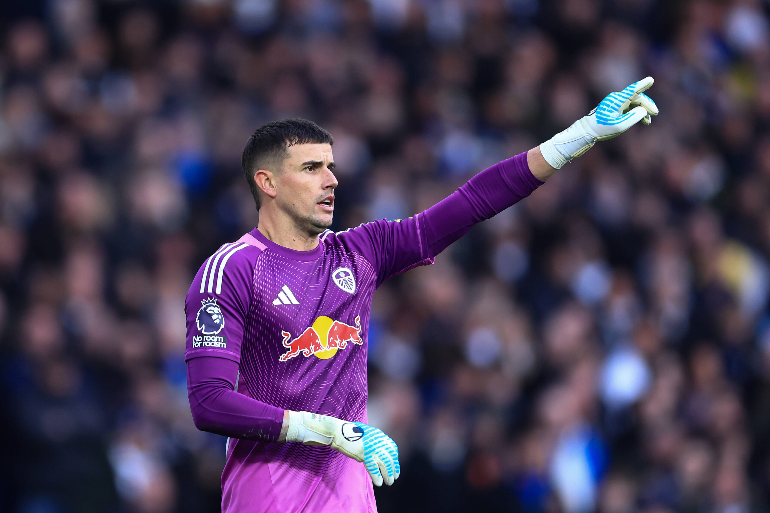 Manchester United, eski Newcastle kalecisi Karl Darlow için görüşmelere başladı