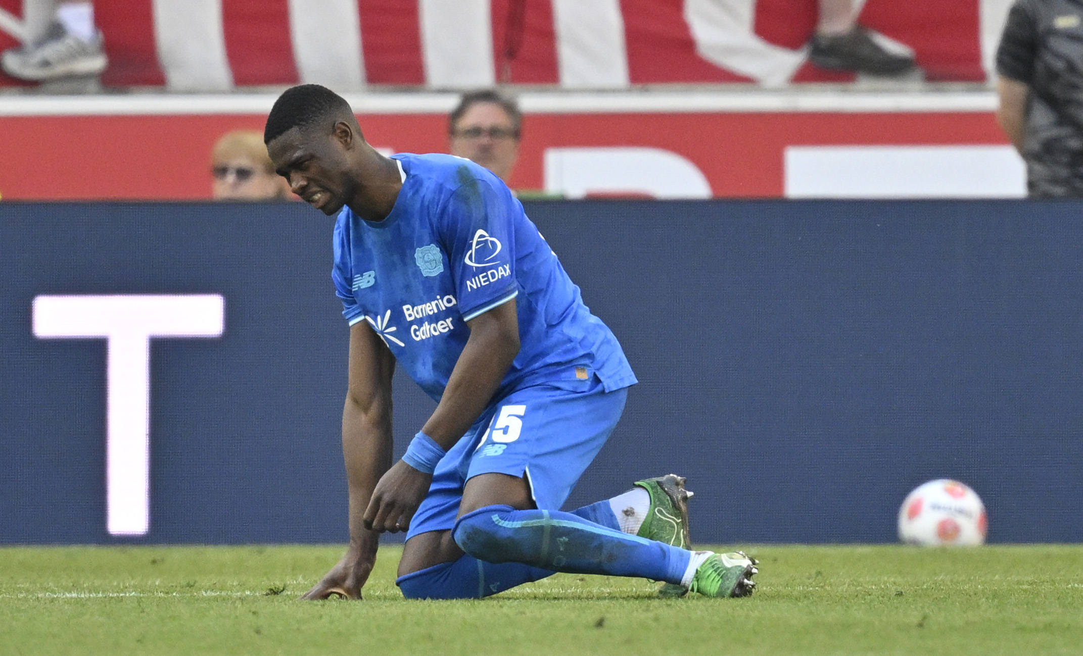 Everton'dan Bayer Leverkusen Forveti Kofane'ye Teklif