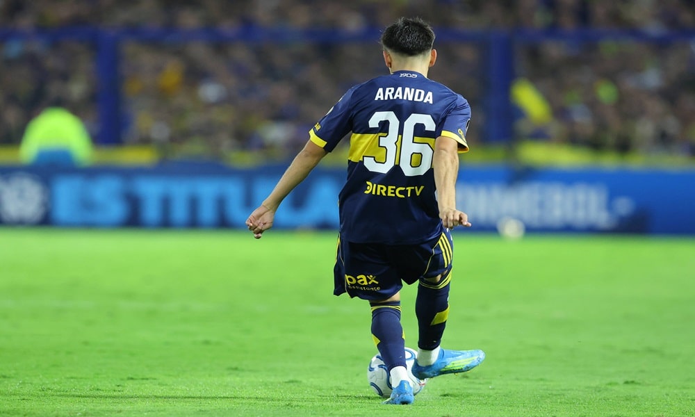 Arsenal, 'yeni Messi' lakaplı Tomas Aranda için 17 milyon sterlin teklif ediyor