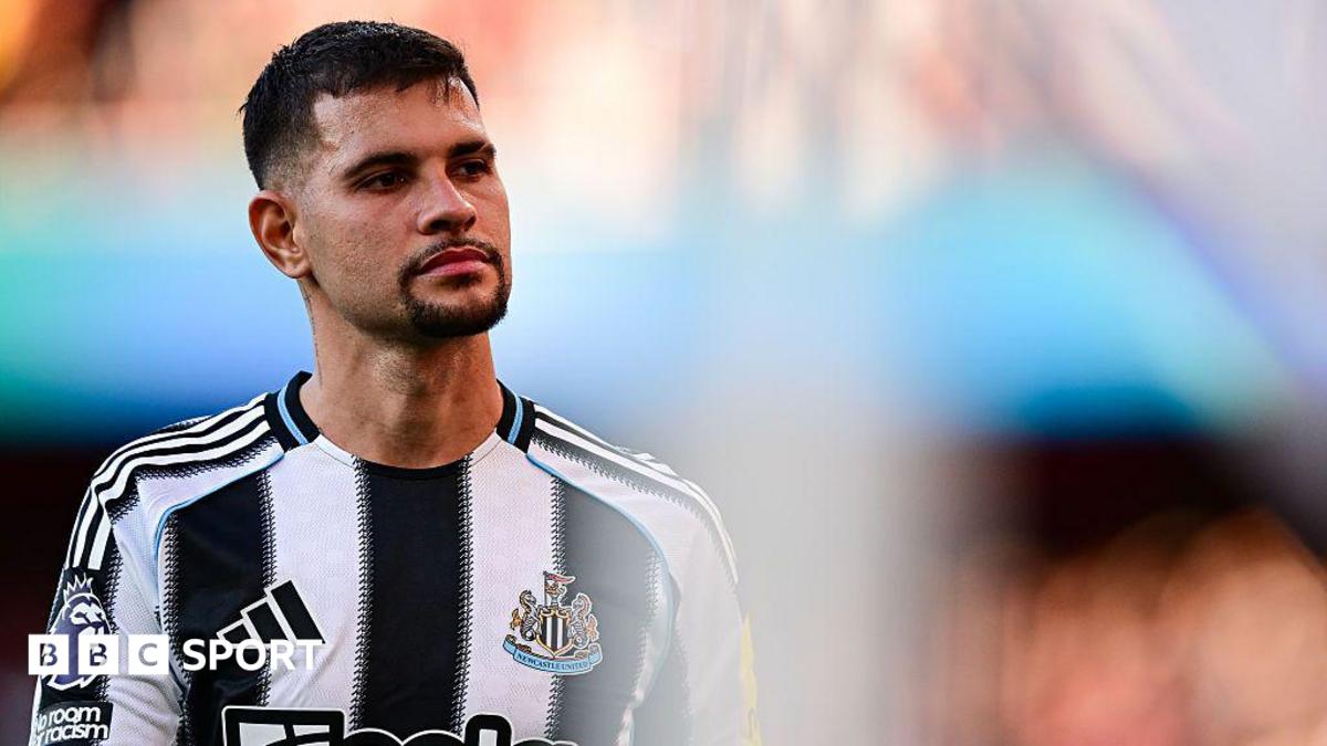 Bruno Guimaraes'in geleceği belirsiz: Newcastle, Arsenal'in ilgisiyle karşı karşıya