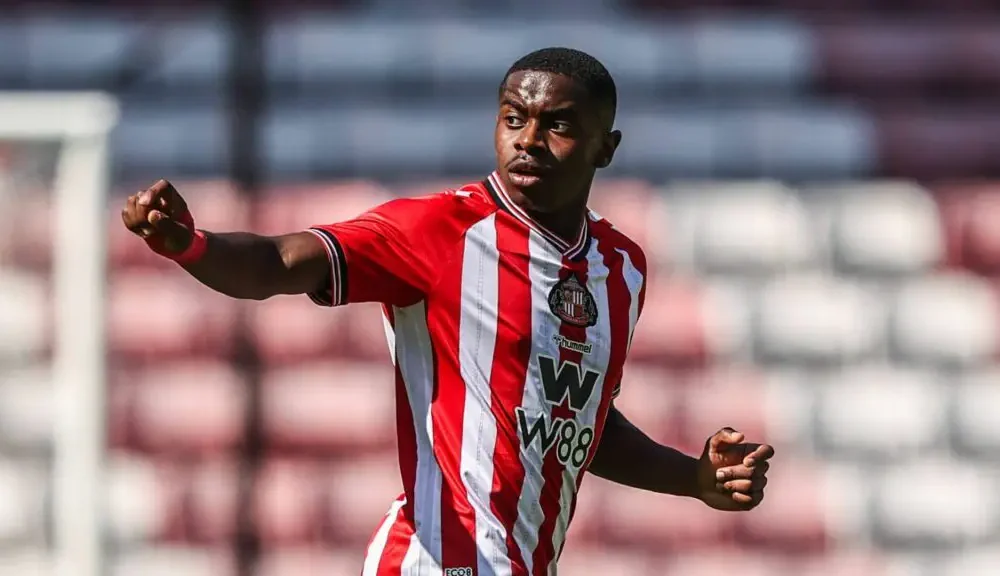 Manchester United, Sunderland'ın Yıldızı Noah Sadiki İçin Harekete Geçti