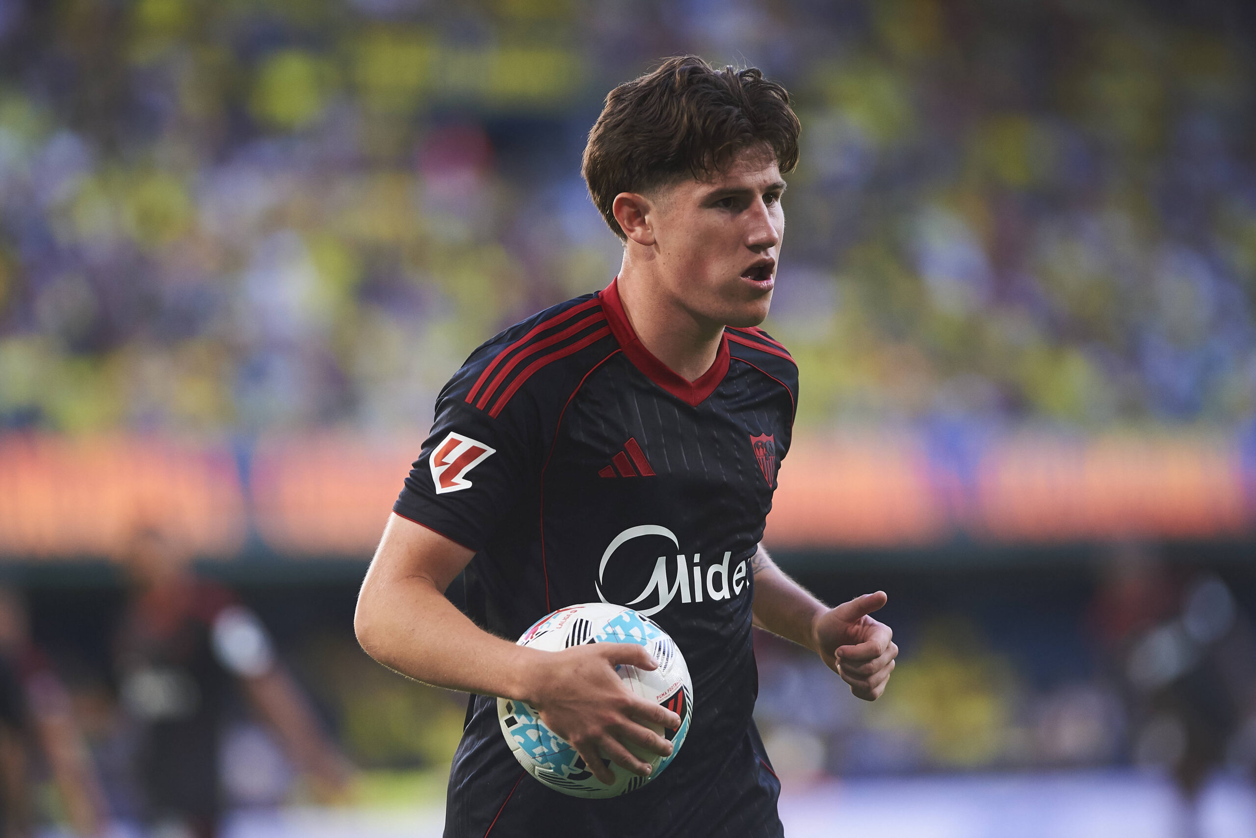Tottenham, Sevilla'dan Joaquín Oso İçin Yarışa Katıldı