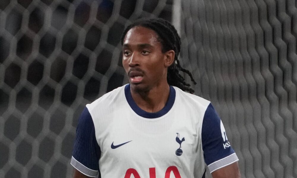 Moyes, Everton'un sağ bek sorunu için Djed Spence'i istiyor