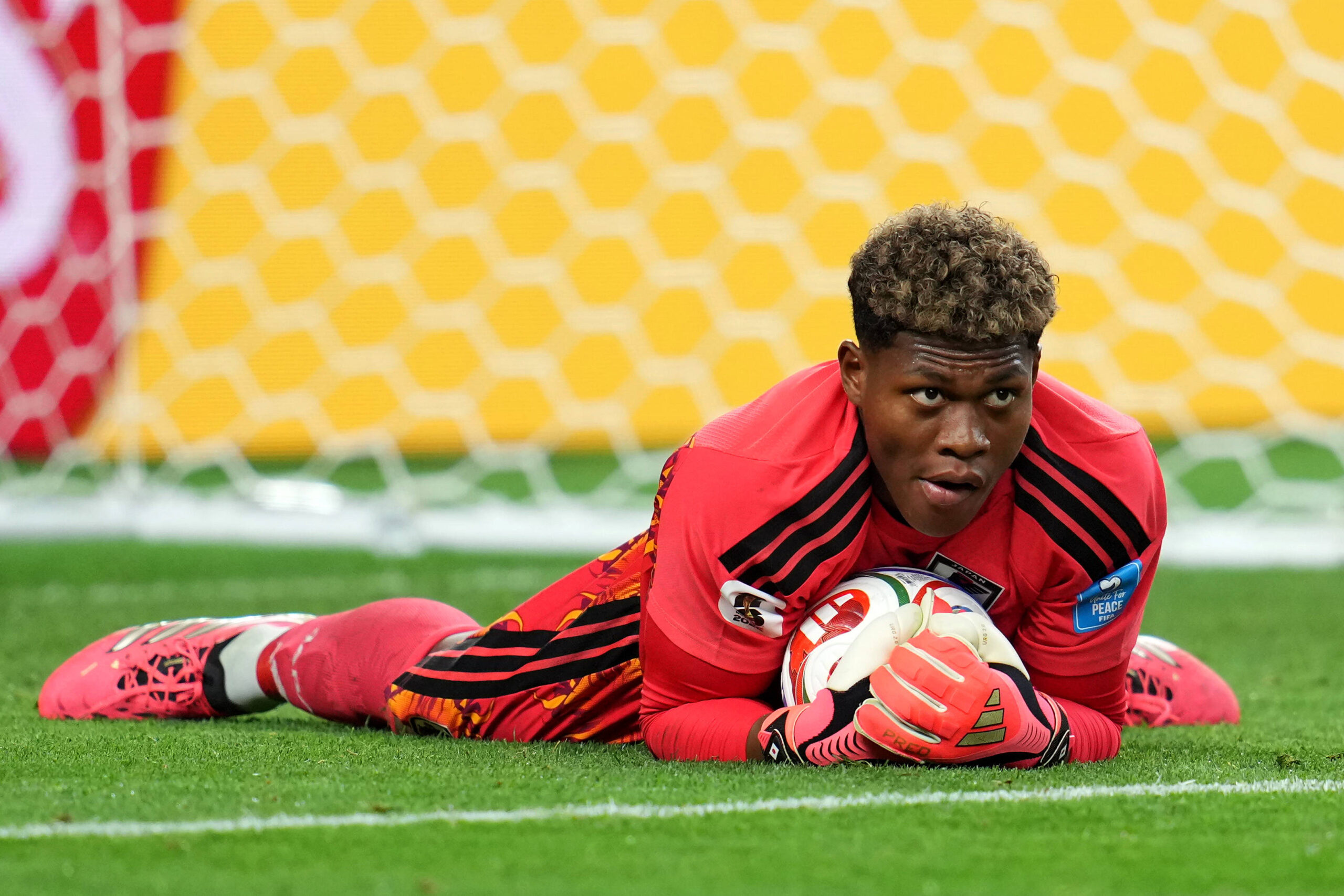 Newcastle United, Serie A Kalecisi Zion Suzuki İçin Görüşmelere Başladı