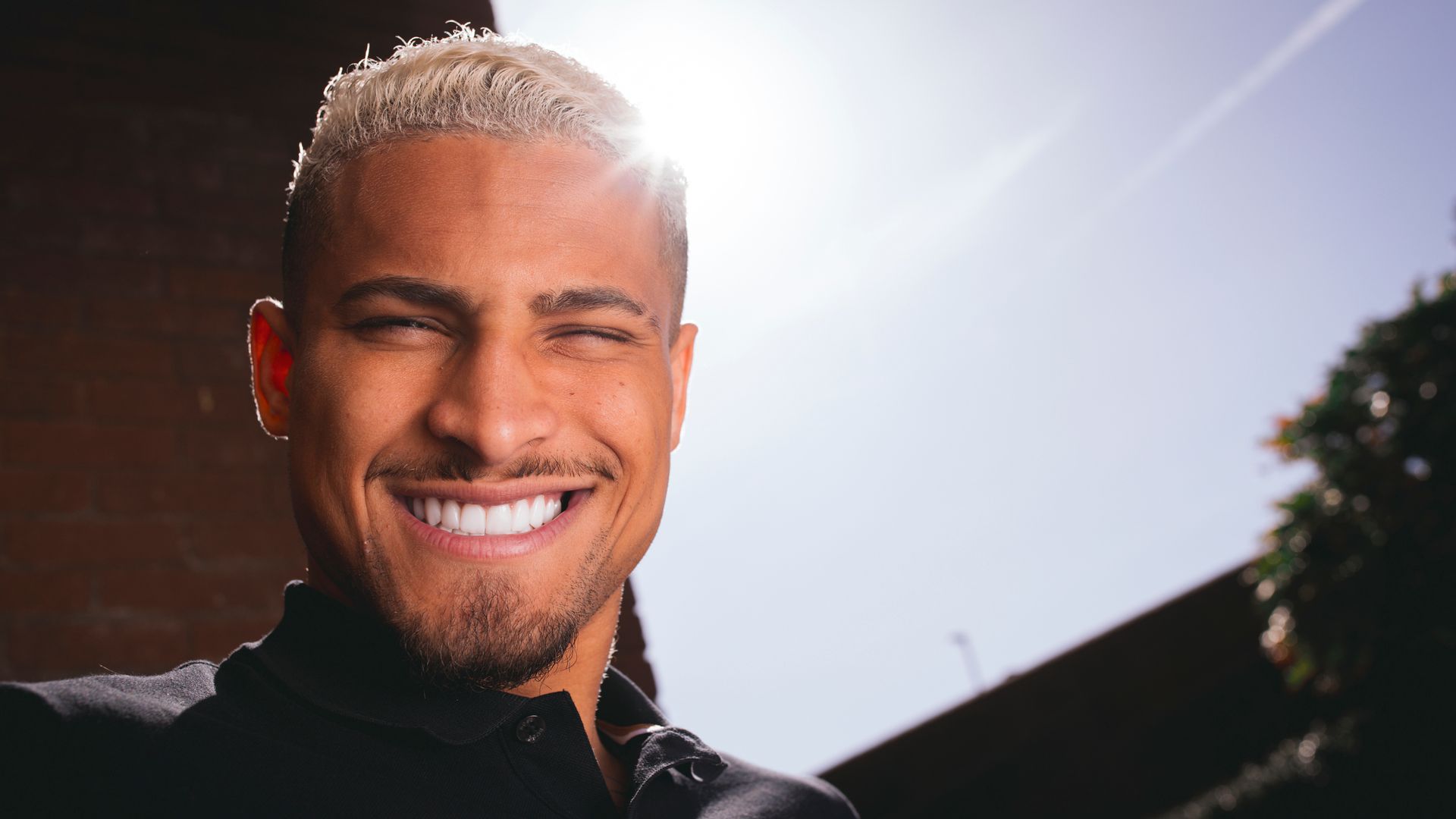 Joao Gomes Aston Villa'da: Emery'nin Orta Saha Çözümü